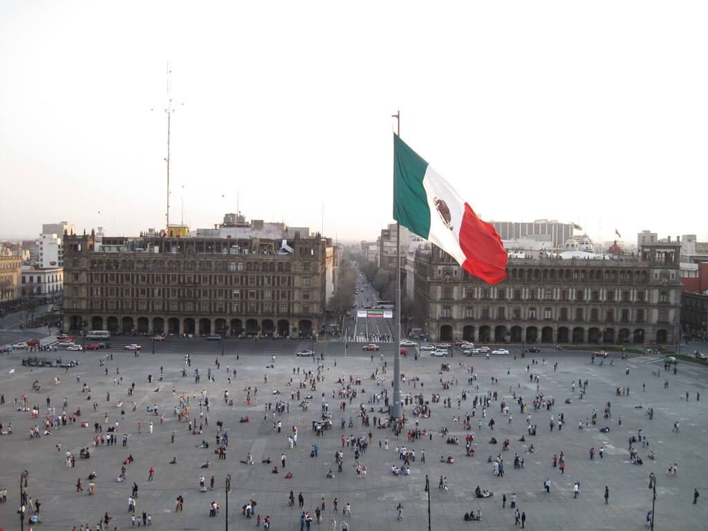 Mexico Bandera Plaza